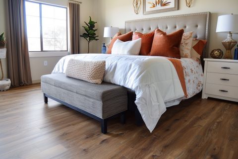 Image depicting the Service Luxury Vinyl Plank (LVP)